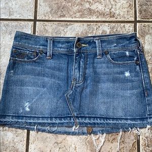 Women’s hollister size 0 jean skirt